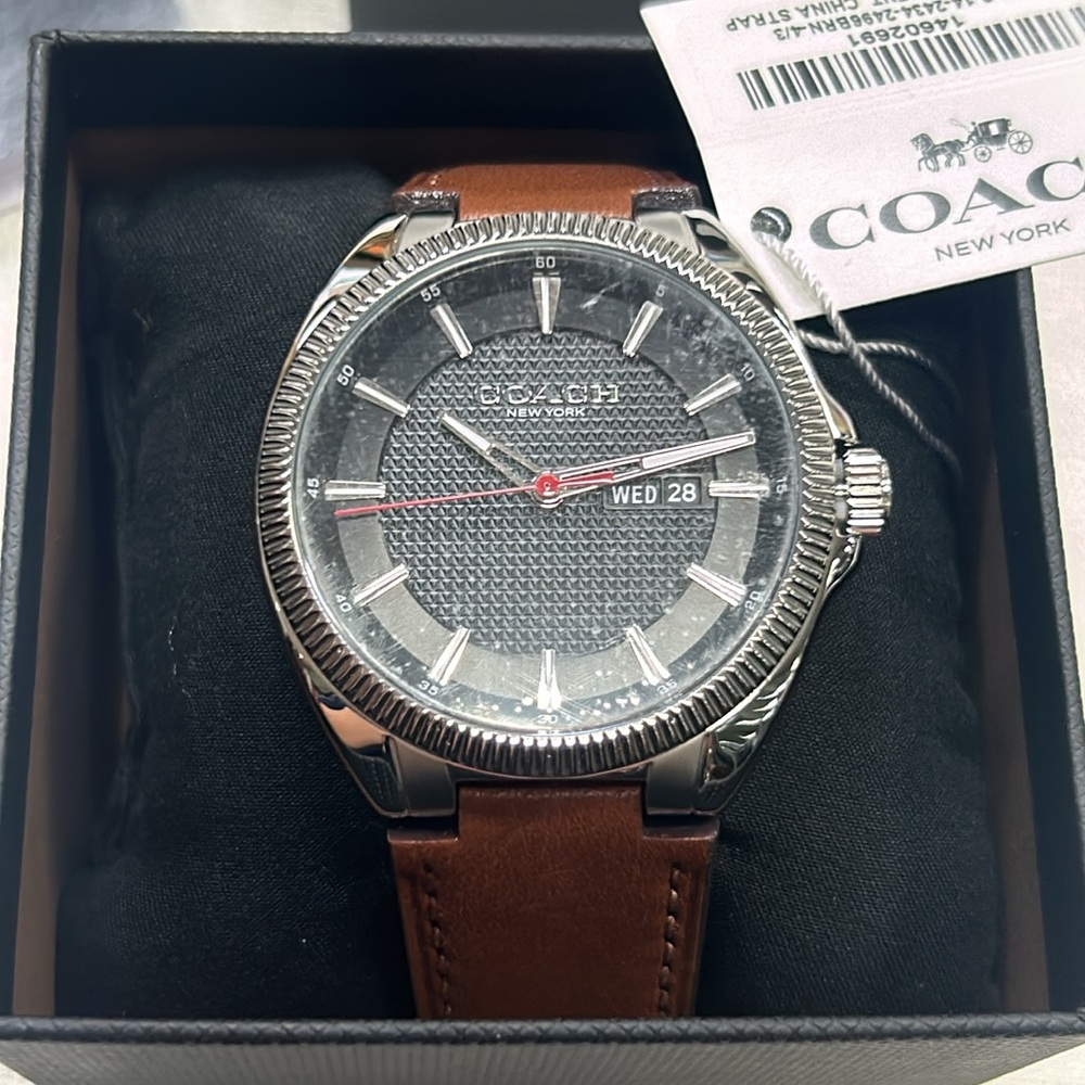 Coach Men’s Watch 🆕⌚️ - Picture 2 of 6